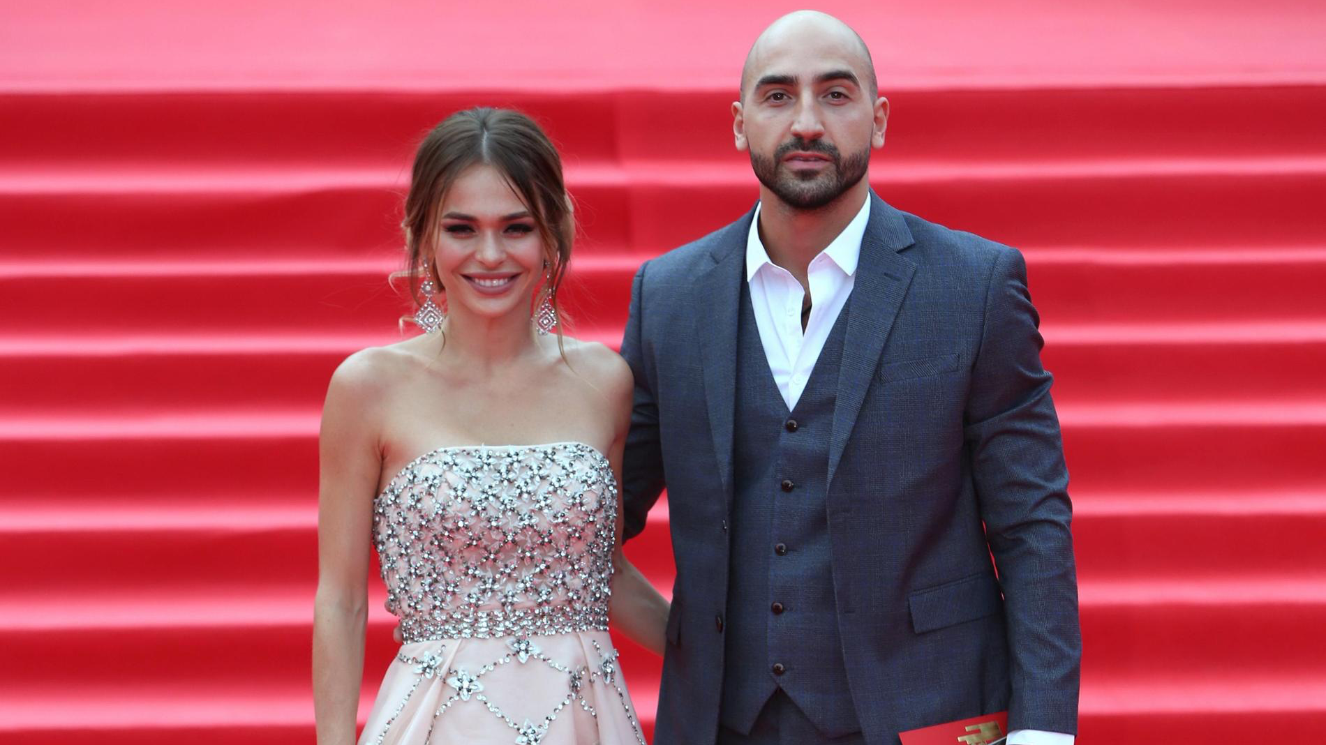 Анна Хилькевич и Артур Мартиросян. Фото: Legion-Media