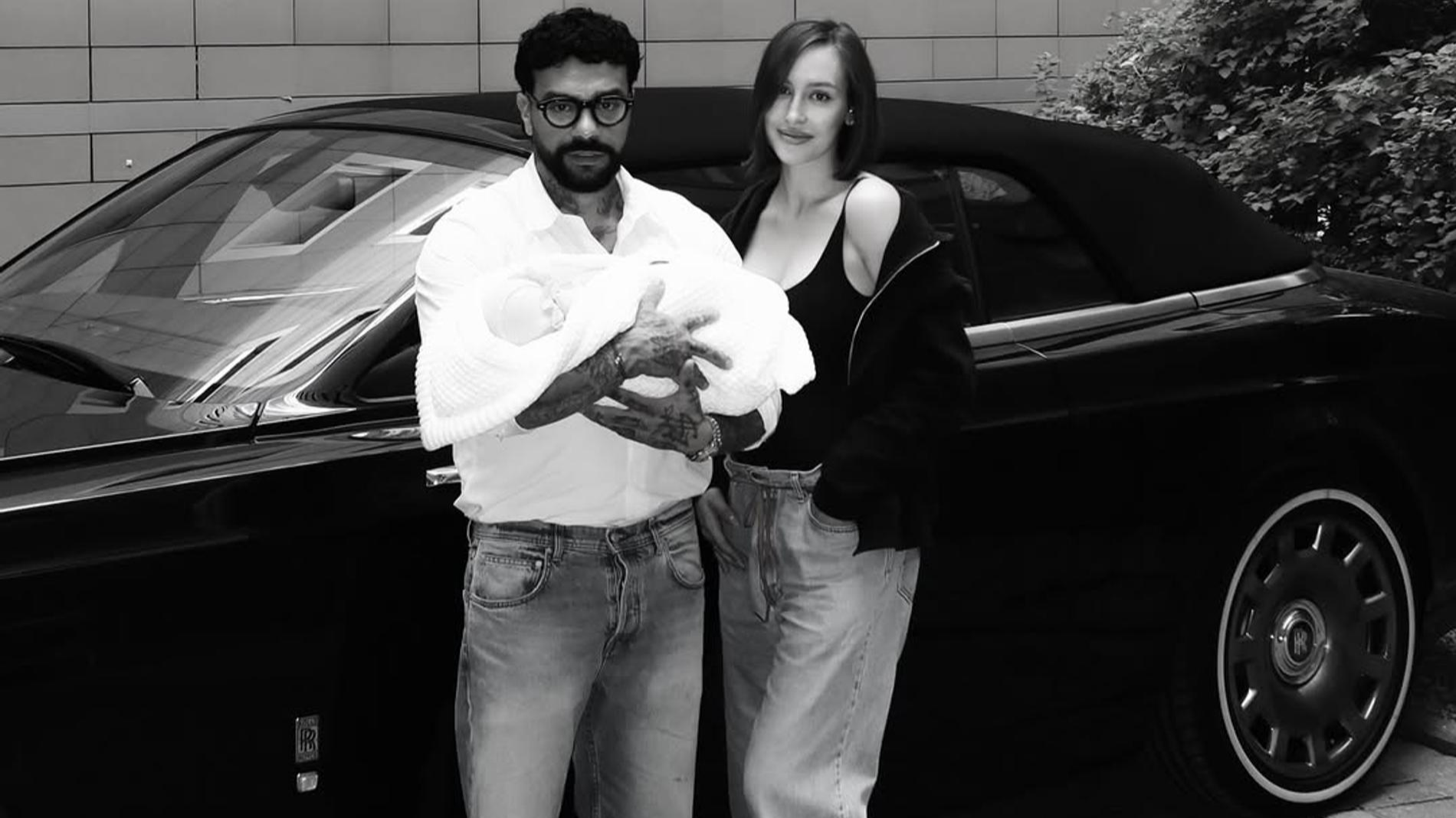 Валентина Иванова и Тимати с дочерью. Фото: Инстаграм (запрещён в РФ) @halfbloodval