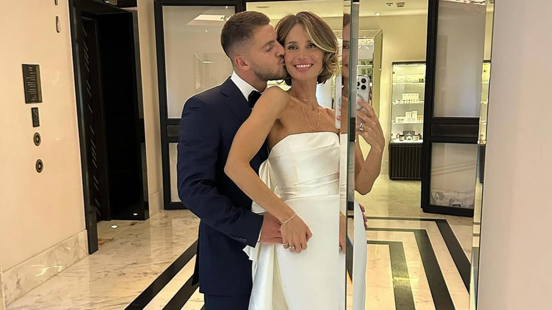 Алекса (Александра Чвикова) с Вячеславом Дайчевым. Фото: Инстаграм (запрещён в РФ) @aleksa___official