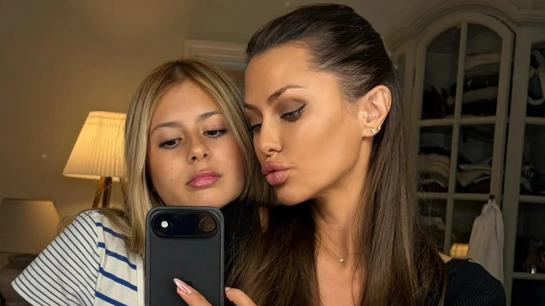 Виктория Боня и Анджелина. Фото: Инстаграм (Запрещён в РФ) @victoriabonya