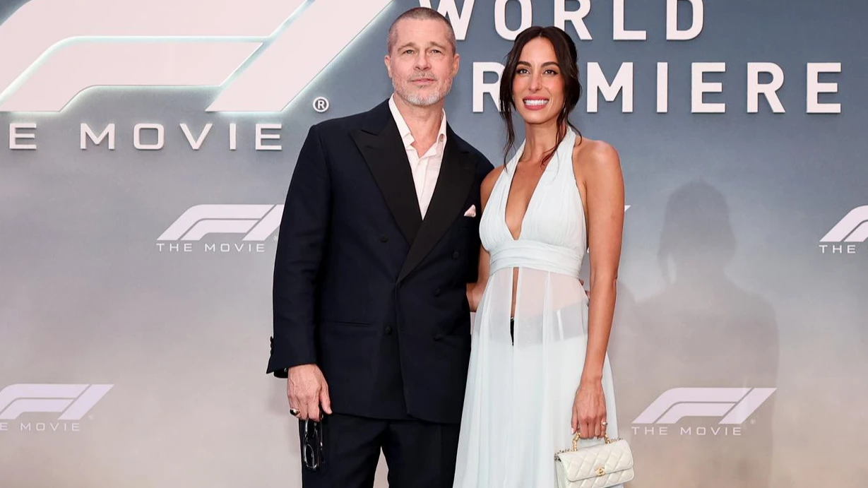 Брэд Питт и Инес де Рамон. Фото: Getty Images