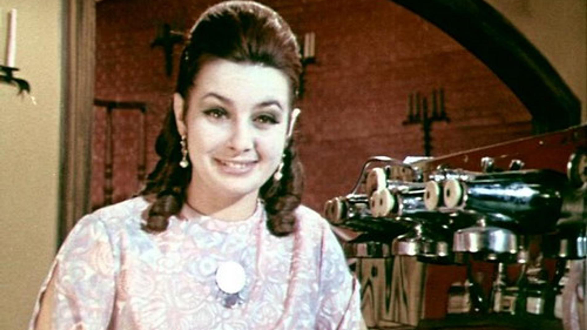 Валентина Шарыкина. Фото: Кадр из телепередачи «Кабачок "13 стульев"» (1969)