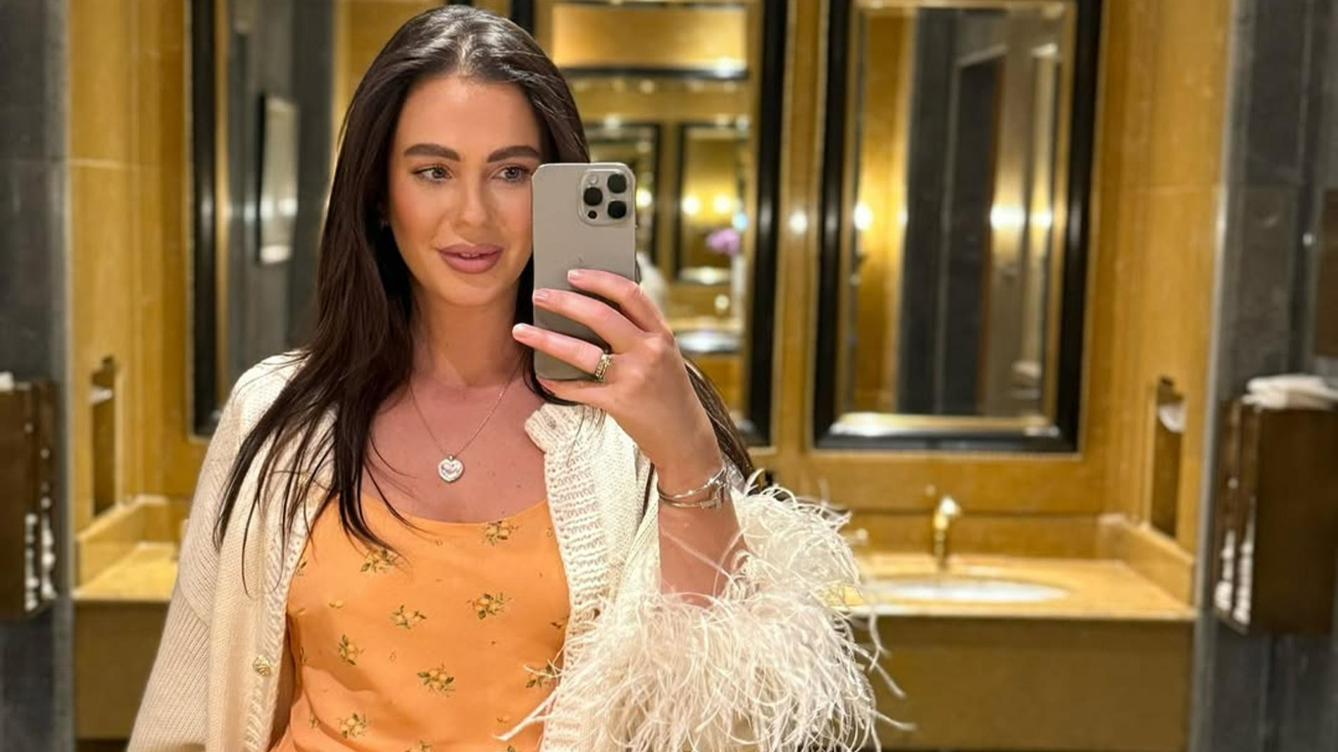 Алёна Ковальчук. Фото: Инстаграм (запрещен в РФ) @alena__kovalchuk