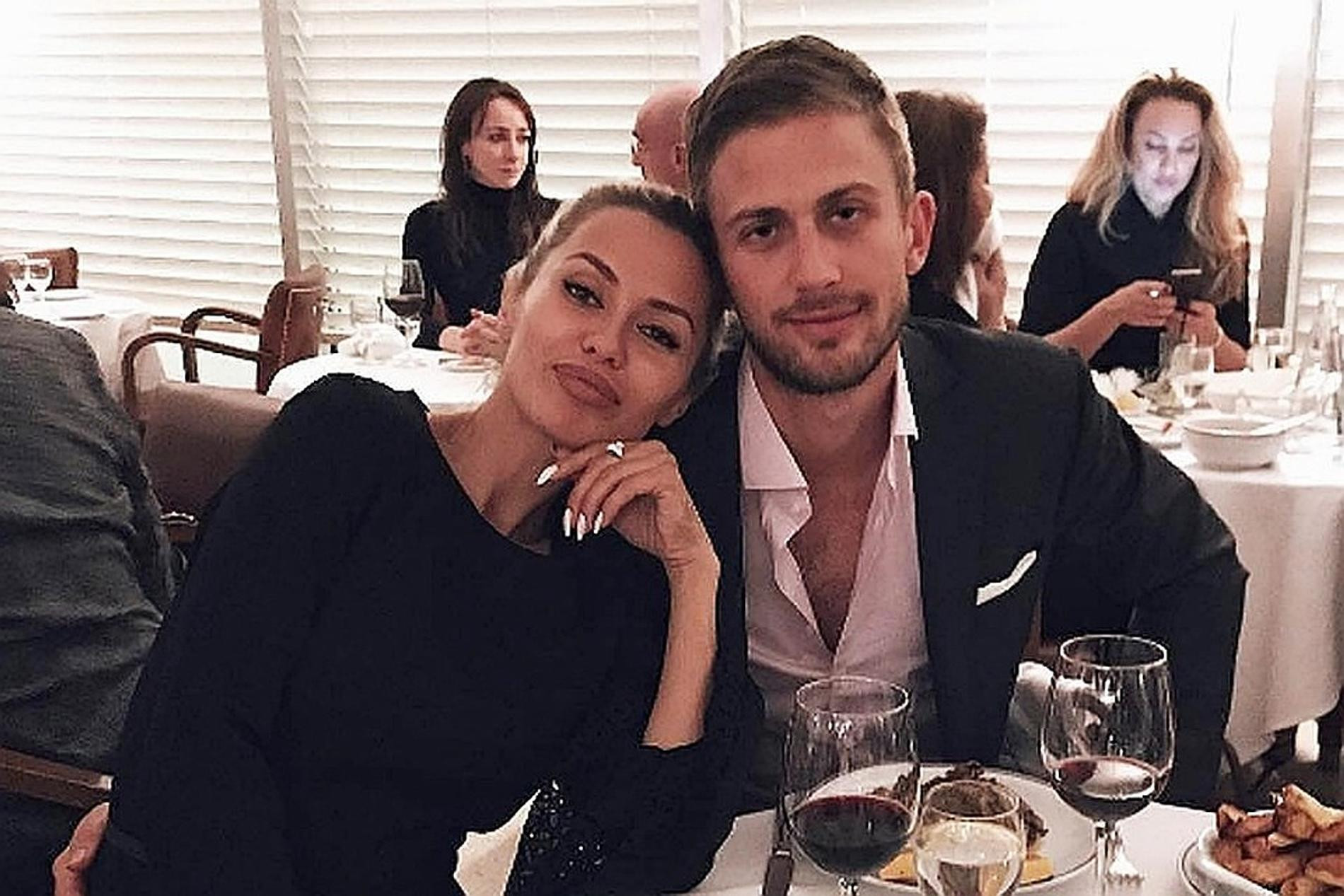 Фото: @victoriabonya