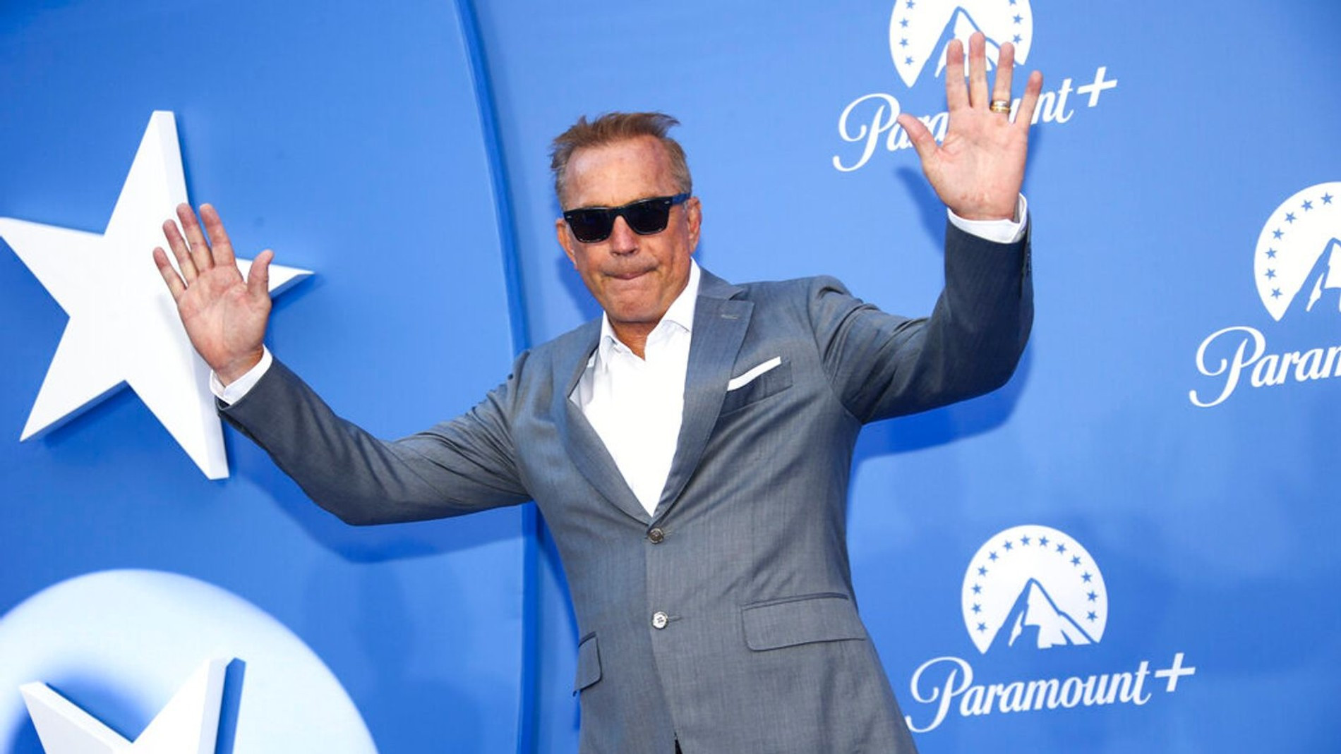 Кевин Костнер на запуске Paramount+. Источник: Sky News
