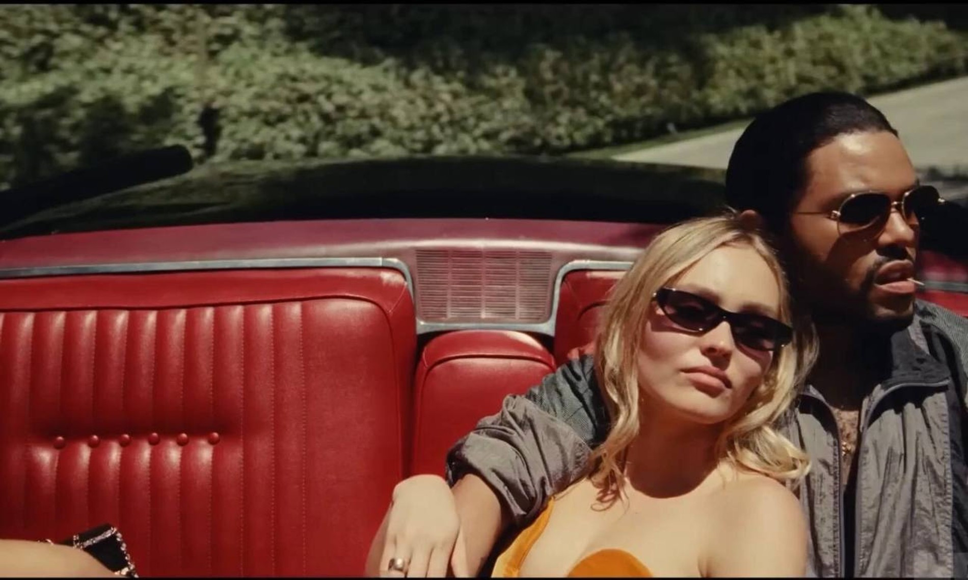 Фото © Соцсети
Лили-Роуз Депп и The Weeknd. Кадр со съемок The Idol