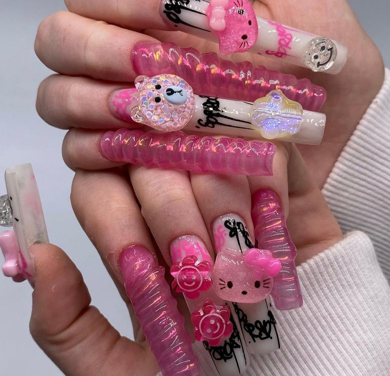 Фото: Инстаграм (запрещен в РФ) @man.in.nail