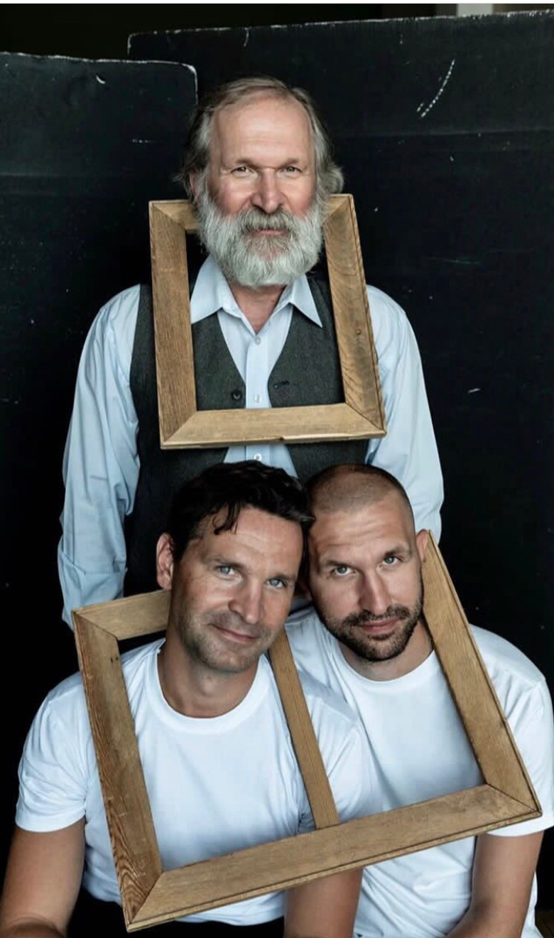 Федор Добронравов с сыновьями. Фото: Инстаграм (запрещен в РФ) актера