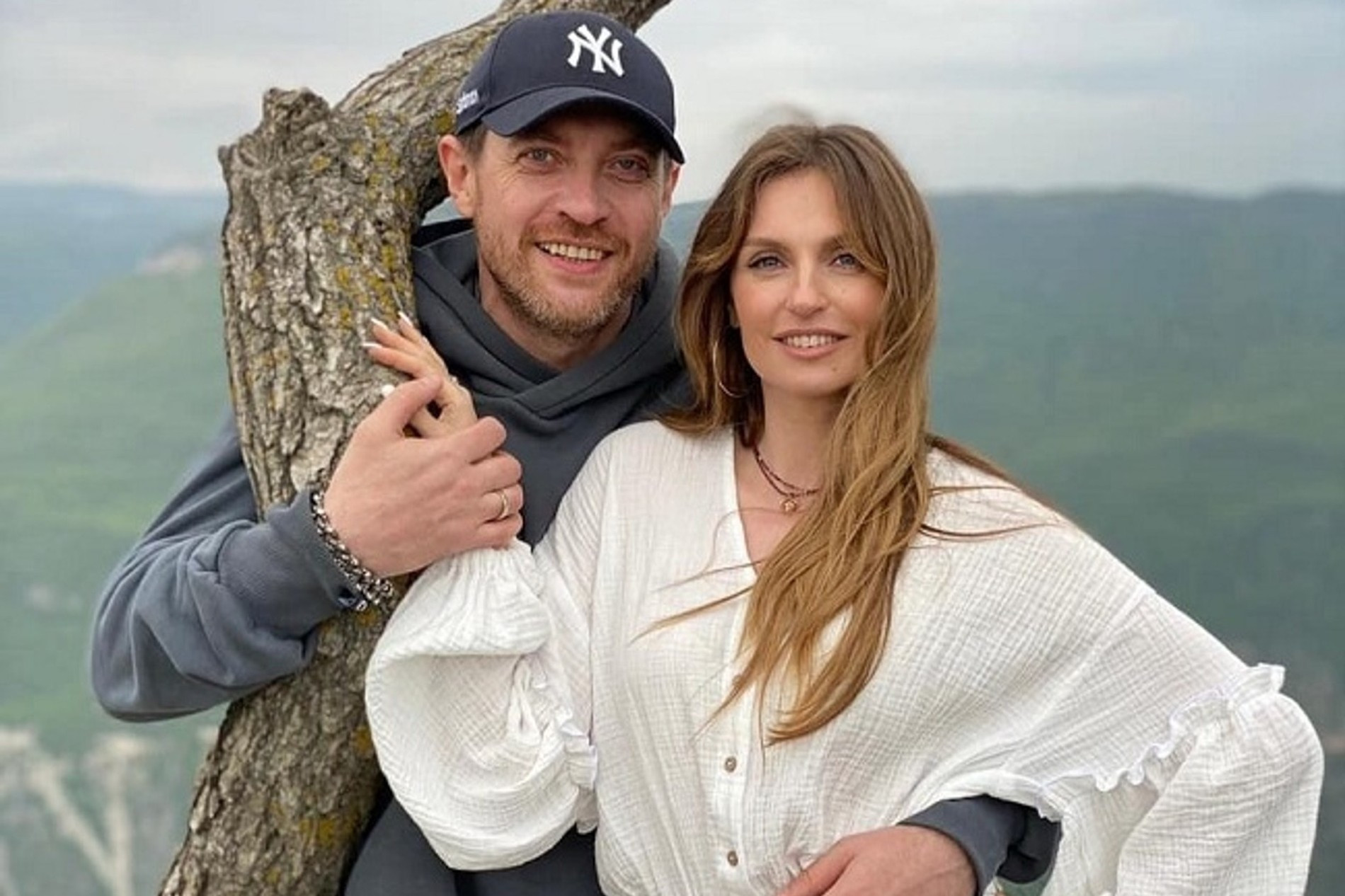 Кирилл Сафонов и Саша Савельева
Фото: соцсети