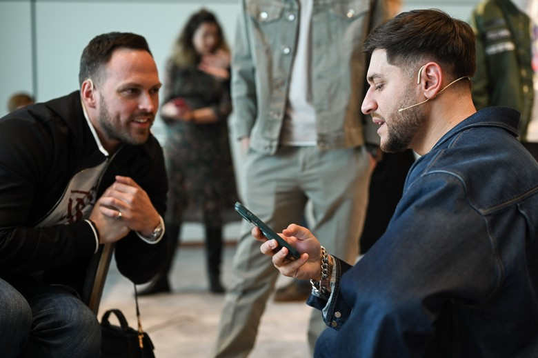 Алексей Столяров и Дава на паблик-токе Super. Фото: Super.ru / Александра Марченко