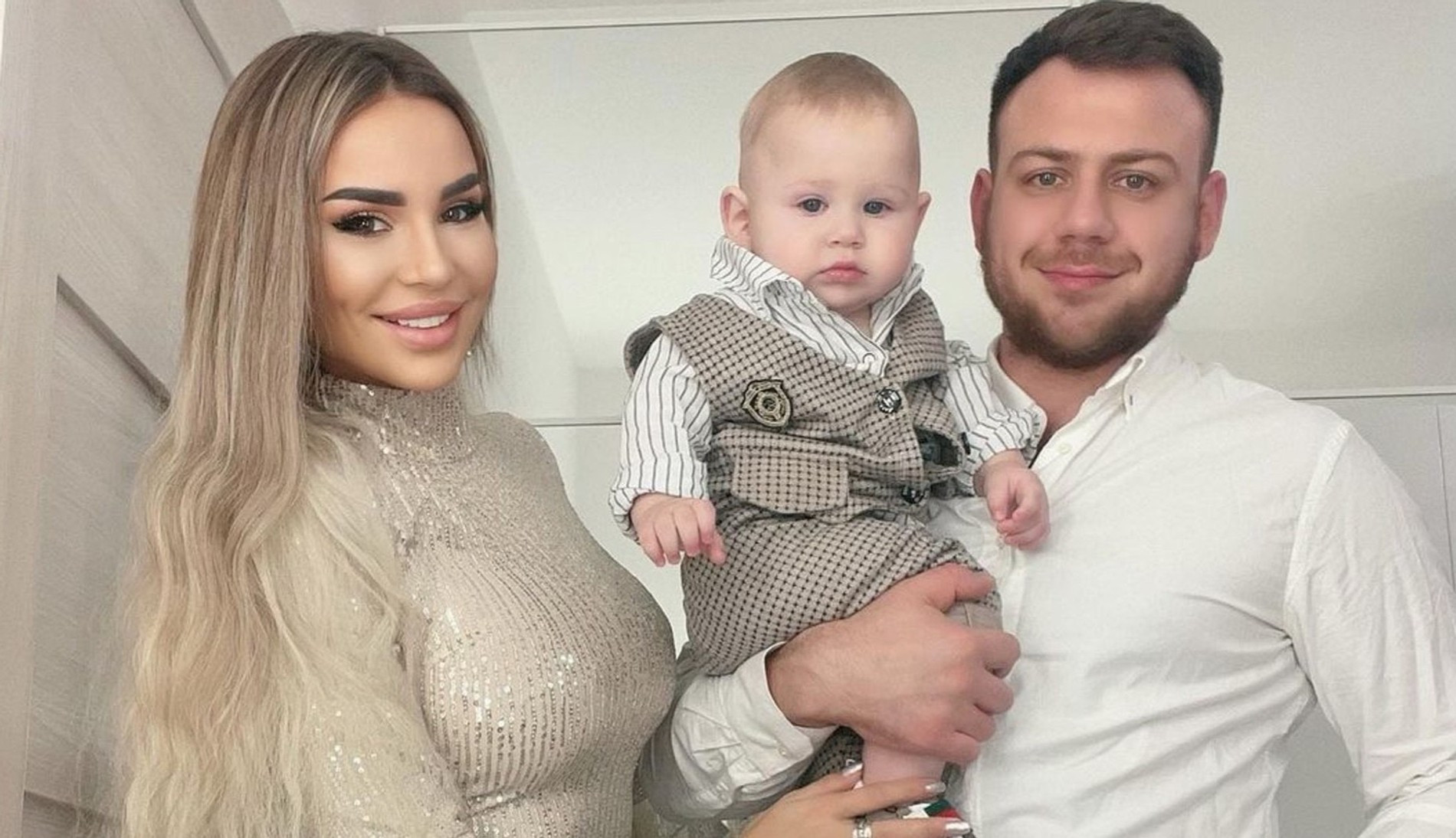 Анна Левченко и Валерий Блюменкранц с сыном Давидом
Фото: dom2novosti.ru