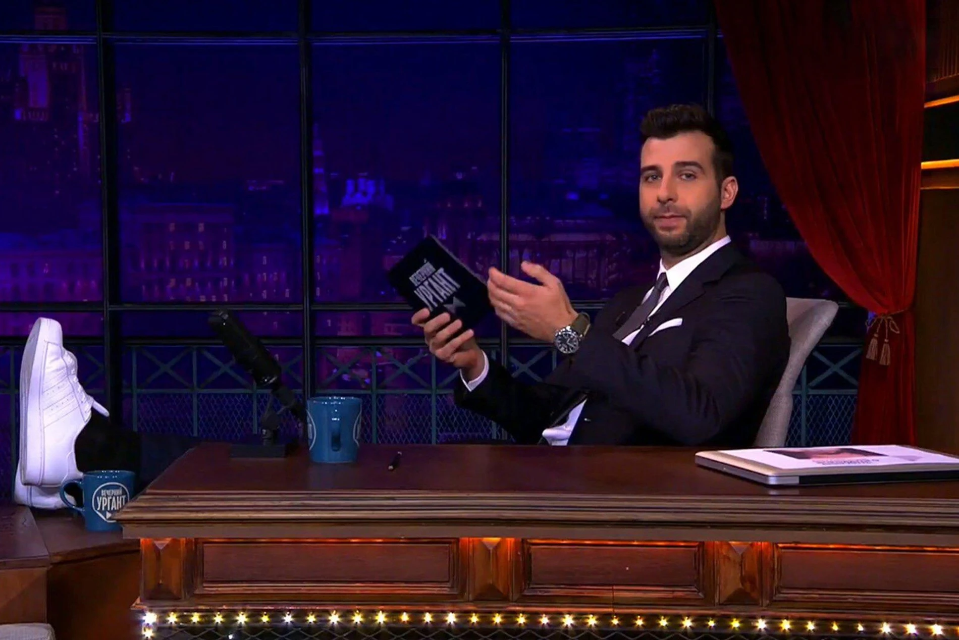 Иван Ургант
Стоп-кадр из шоу «Вечерний Ургант»