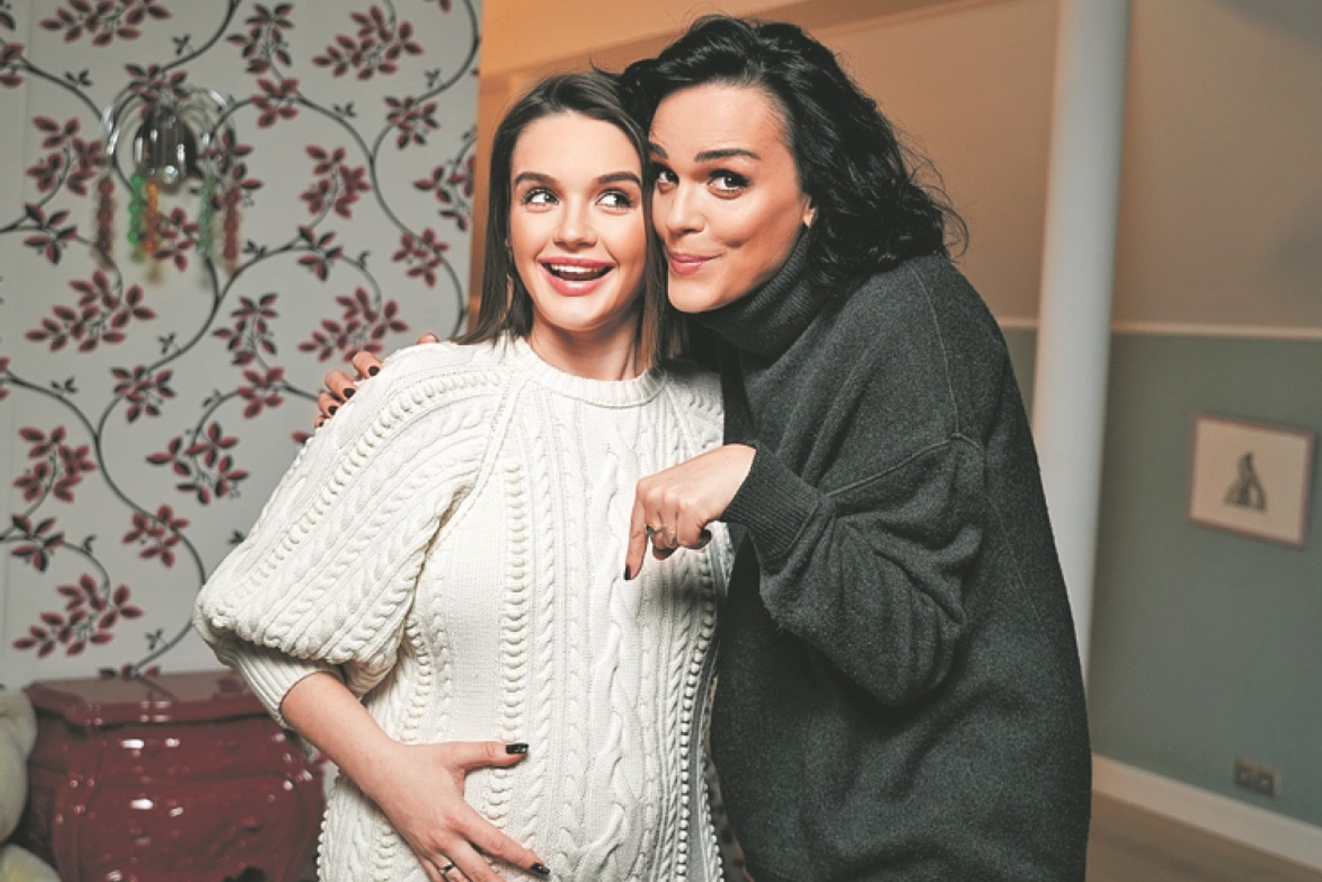 Певица Слава с дочерью Александрой
Фото: teleprogramma.pro