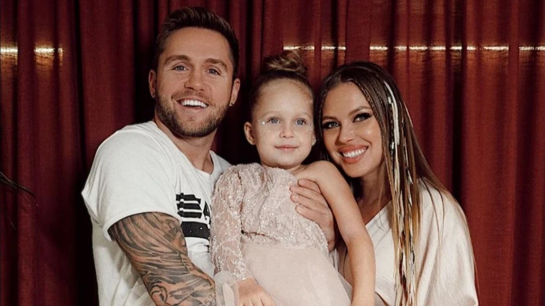 Влад Соколовский и Рита Дакота с дочерью Мией
Фото: photo-faces.com