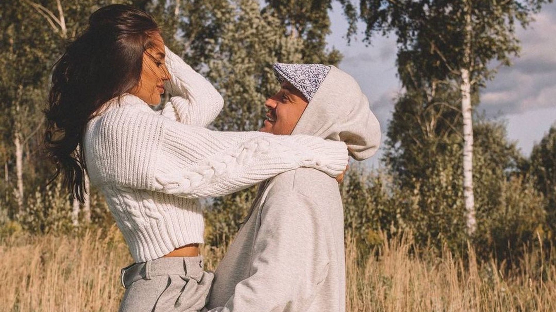 Гуф с женой Юлией
Фото: Инстаграм (запрещен в РФ) @yuliyakorolevaa