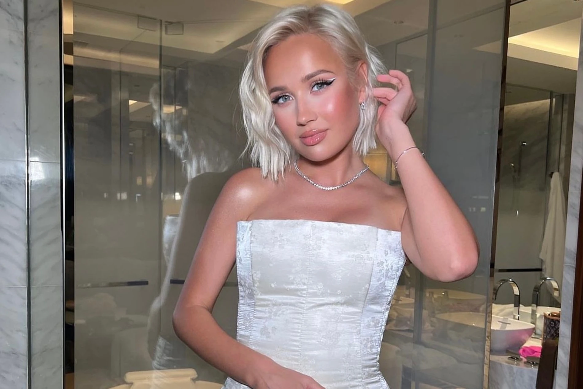 Клава Кока
Фото: Инстаграм (запрещен в РФ) @klavacoca