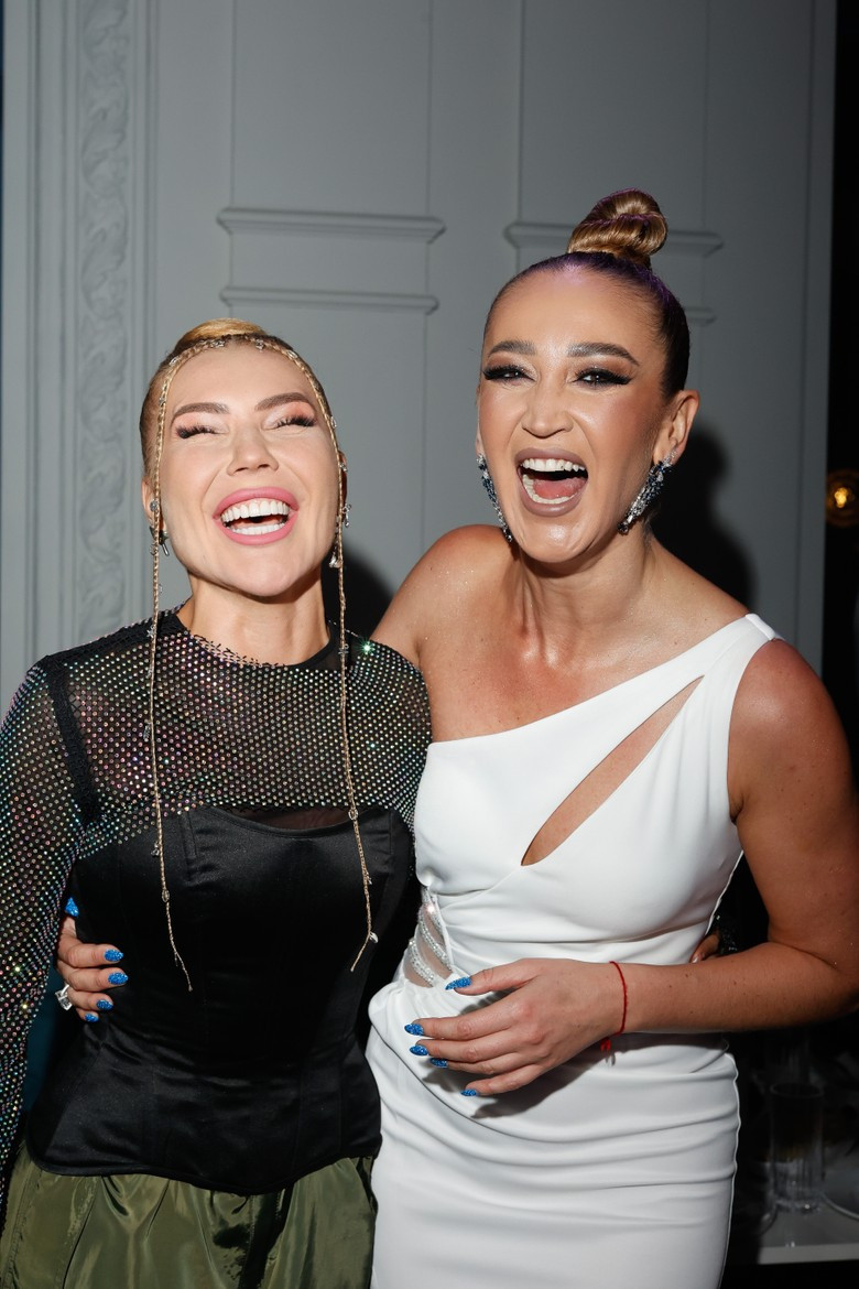 Карина Кросс и Ольга Бузова. Фото: предоставлено артистом