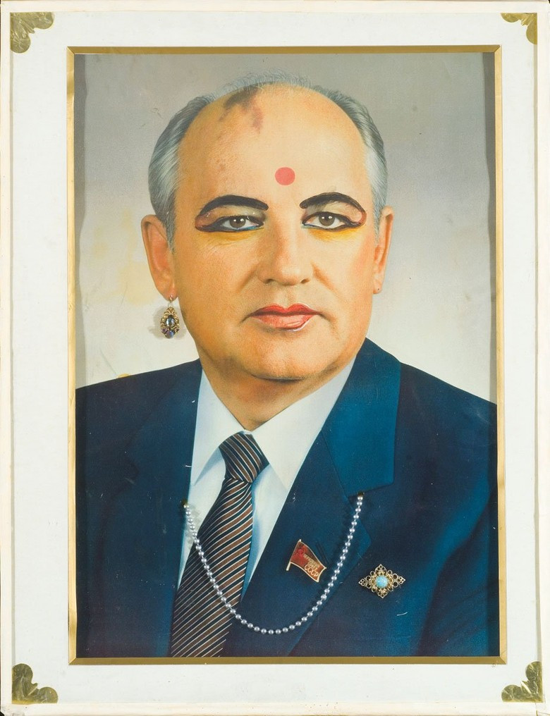 Владислав Мамышев-Монро. Горбачев в виде индийской женщины, 1989 г. Источник: сайт Владислава Мамышева-Монро