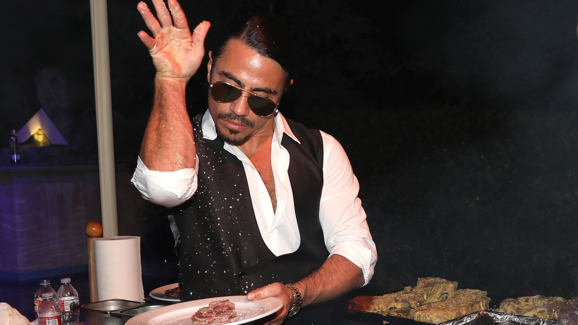 Шеф Нусрет Гёкче (Salt Bae)
Фото: Getty Images