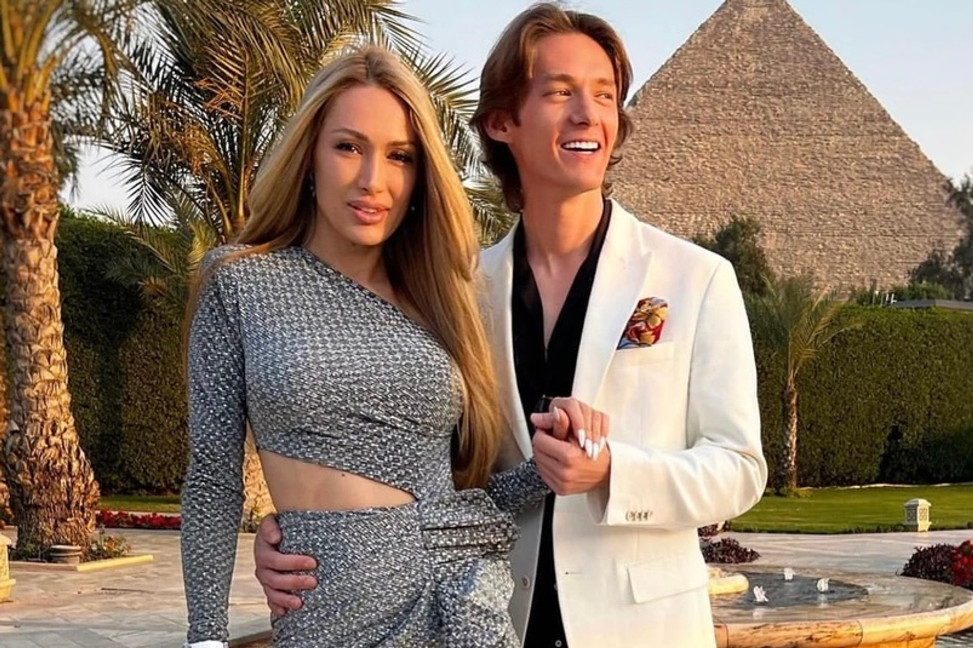 Алена Ашмарина и ее жених Жан-Поль Чуркин
Фото: Инстаграм (запрещен в РФ) @ashmy.world