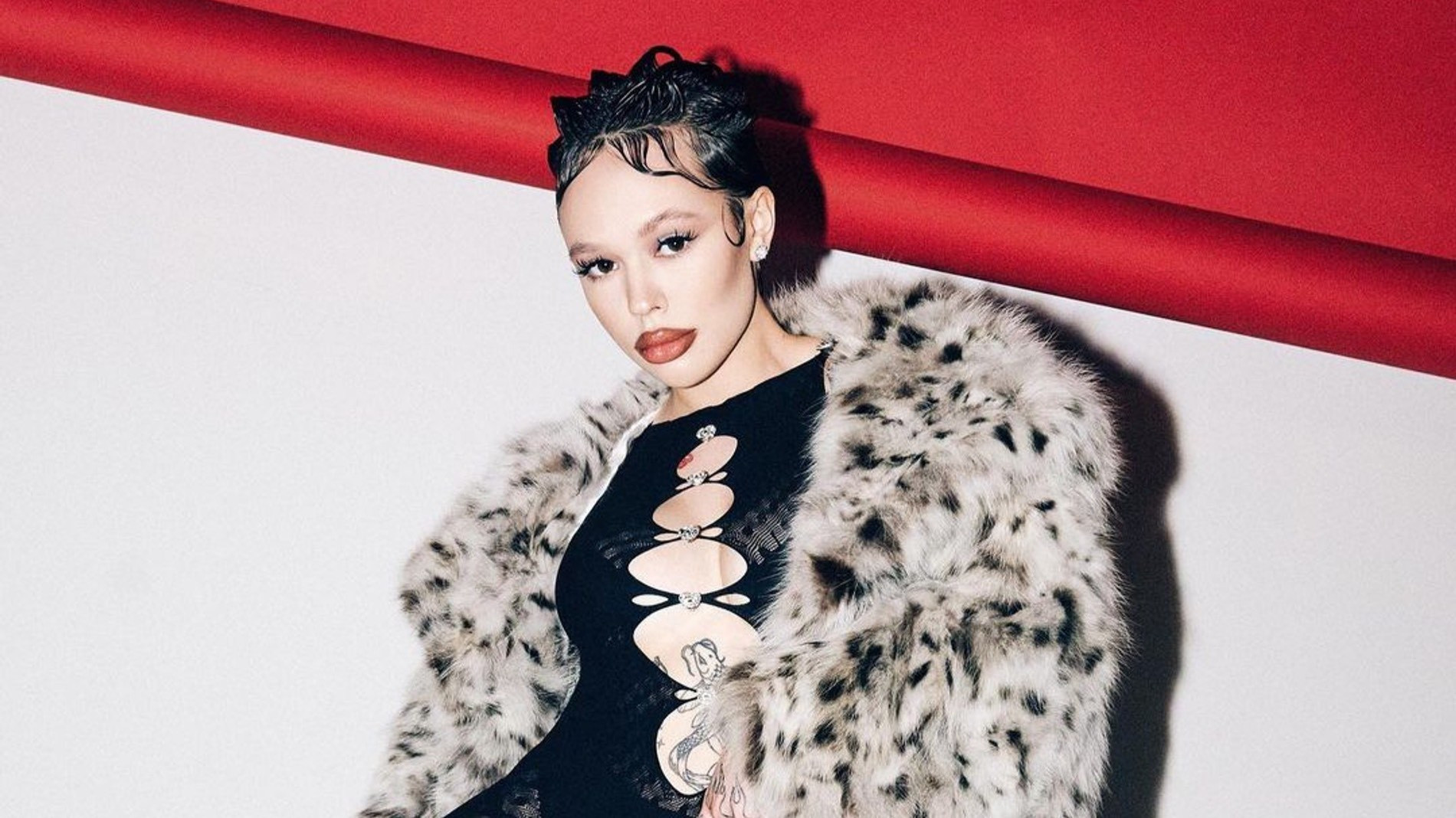 Инстасамка
Фото: Инстаграм (запрещен в РФ) Инстасамки