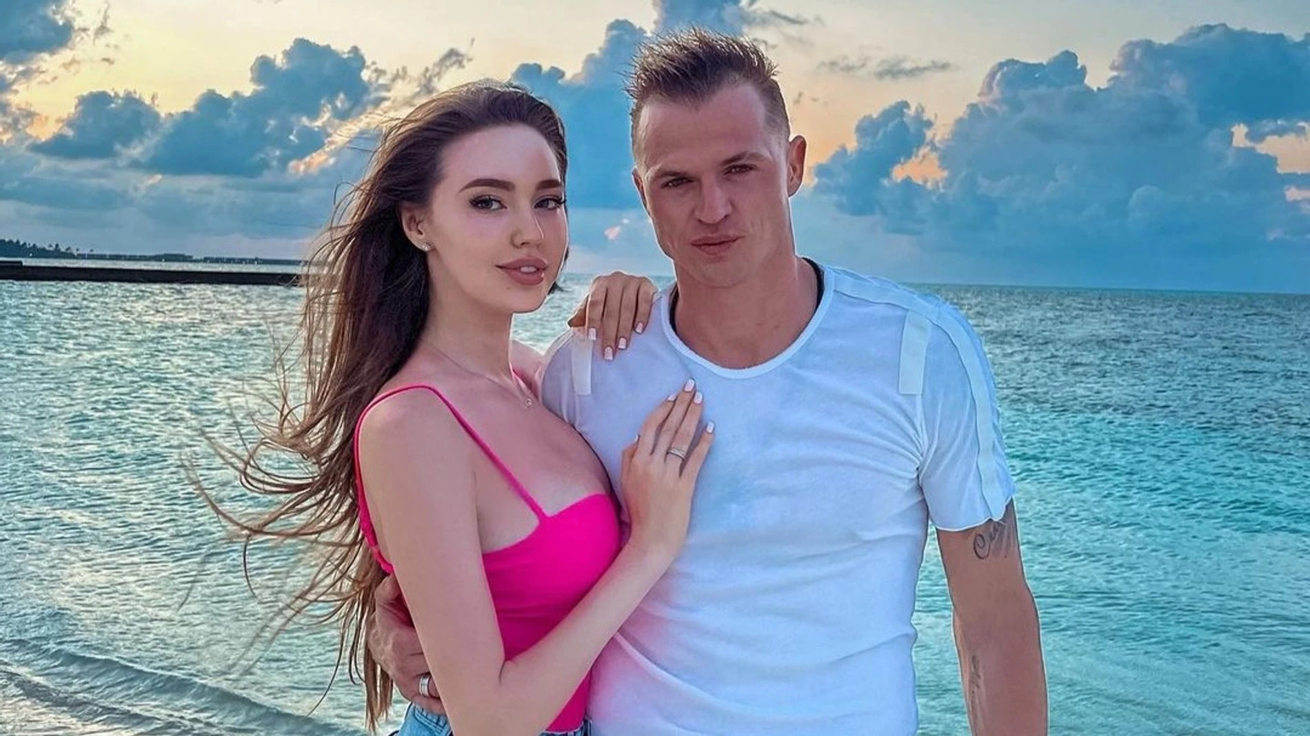 Дмитрий Тарасов и Анастасия Костенко
Фото: Инстаграм (запрещен РФ) Анастасии Костенко