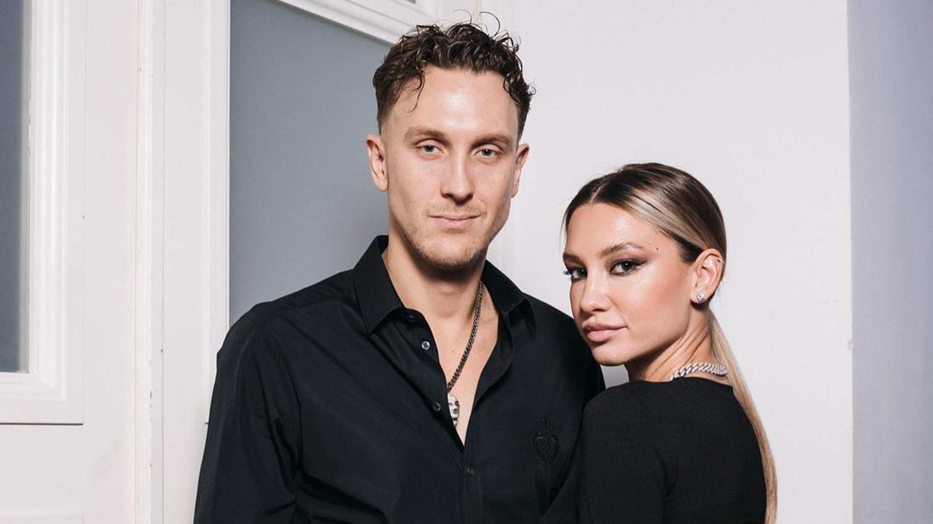 Александр Тарасов (T-killah) с женой Марией
Фото: Инстаграм (запрещен в РФ) / @t_killah