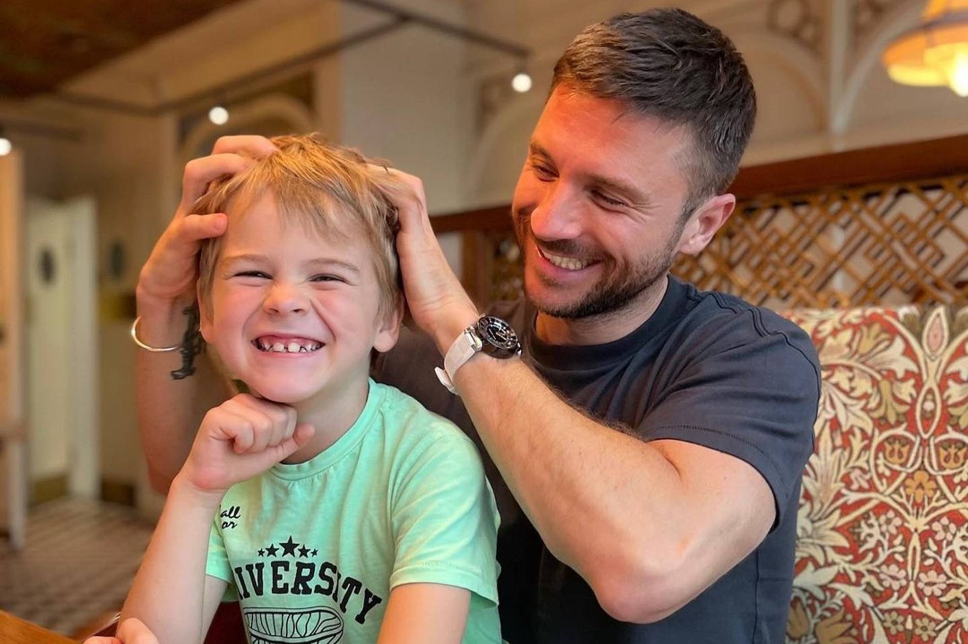 Сергей Лазарев с сыном. Фото: Инстаграм (запрещен в РФ)
