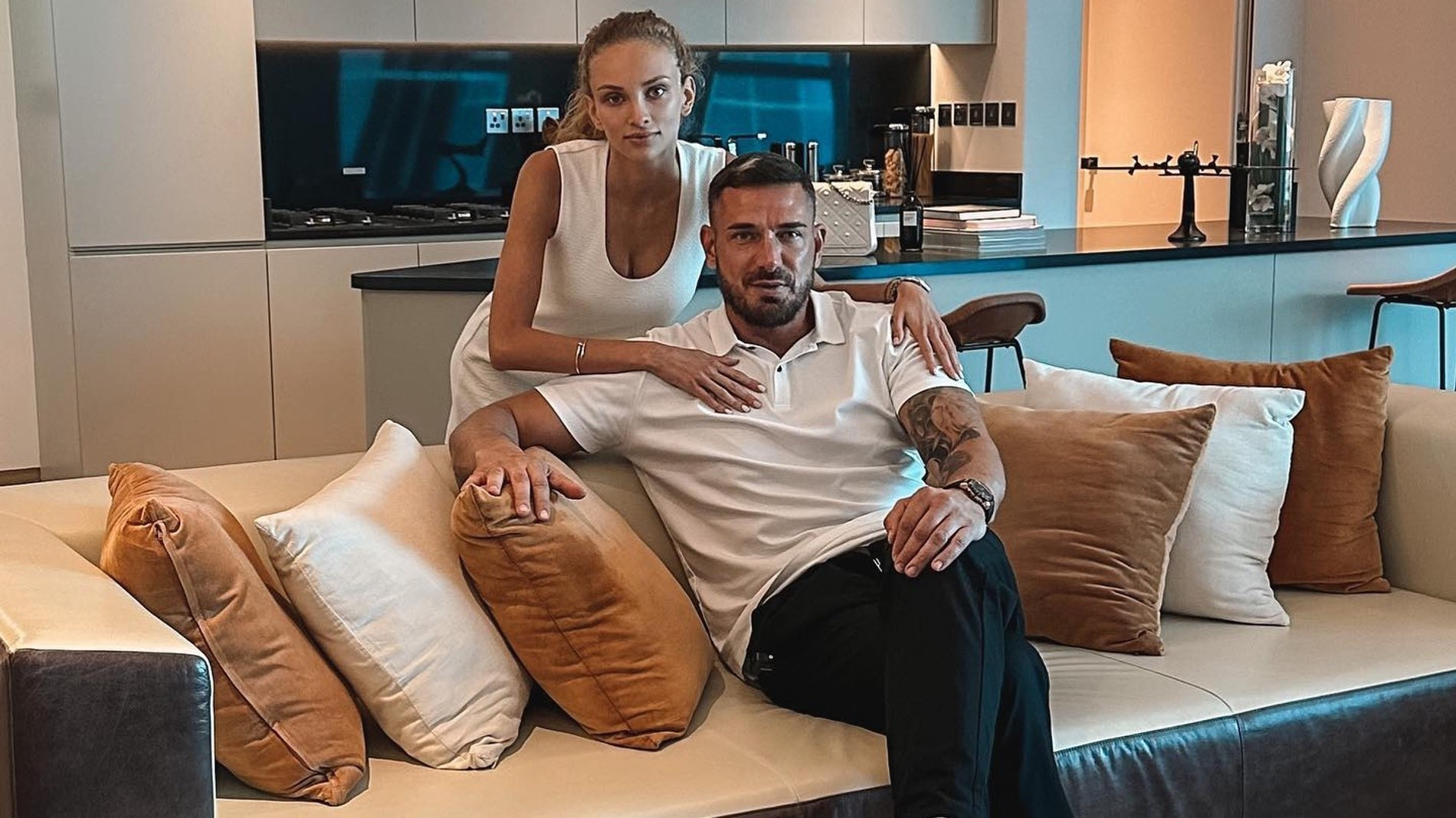 Курбан Омаров и его возлюбленная Валерия. Фото: Инстаграм (запрещен в РФ) @zima_moscow