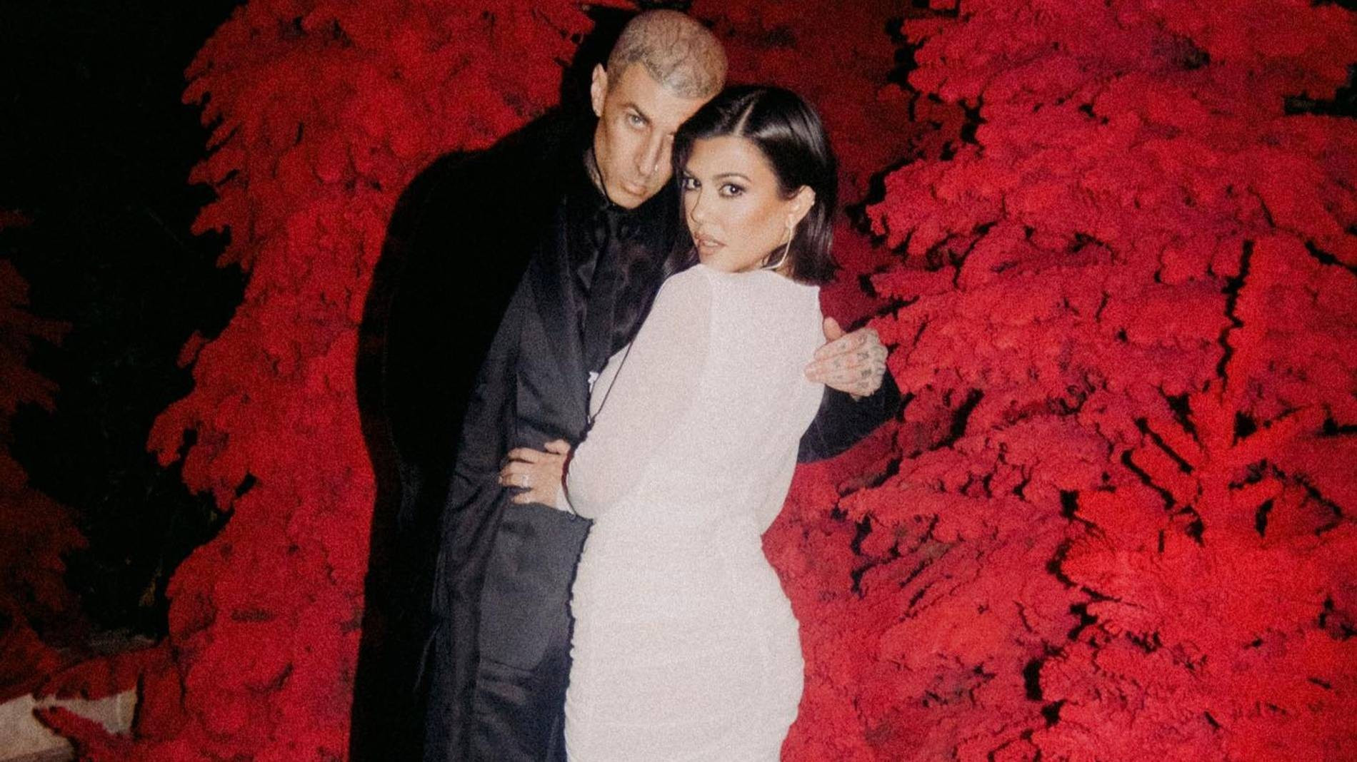 Трэвис Баркер и Кортни Кардашьян. Фото: Инстаграм* @kourtneykardash