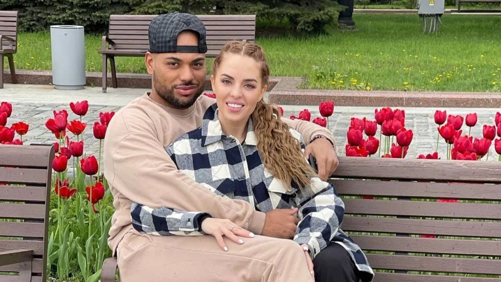 Юлия Ефременкова и Мондезир Свет-Амур. Фото: Инстаграм* @efremenkovvvva