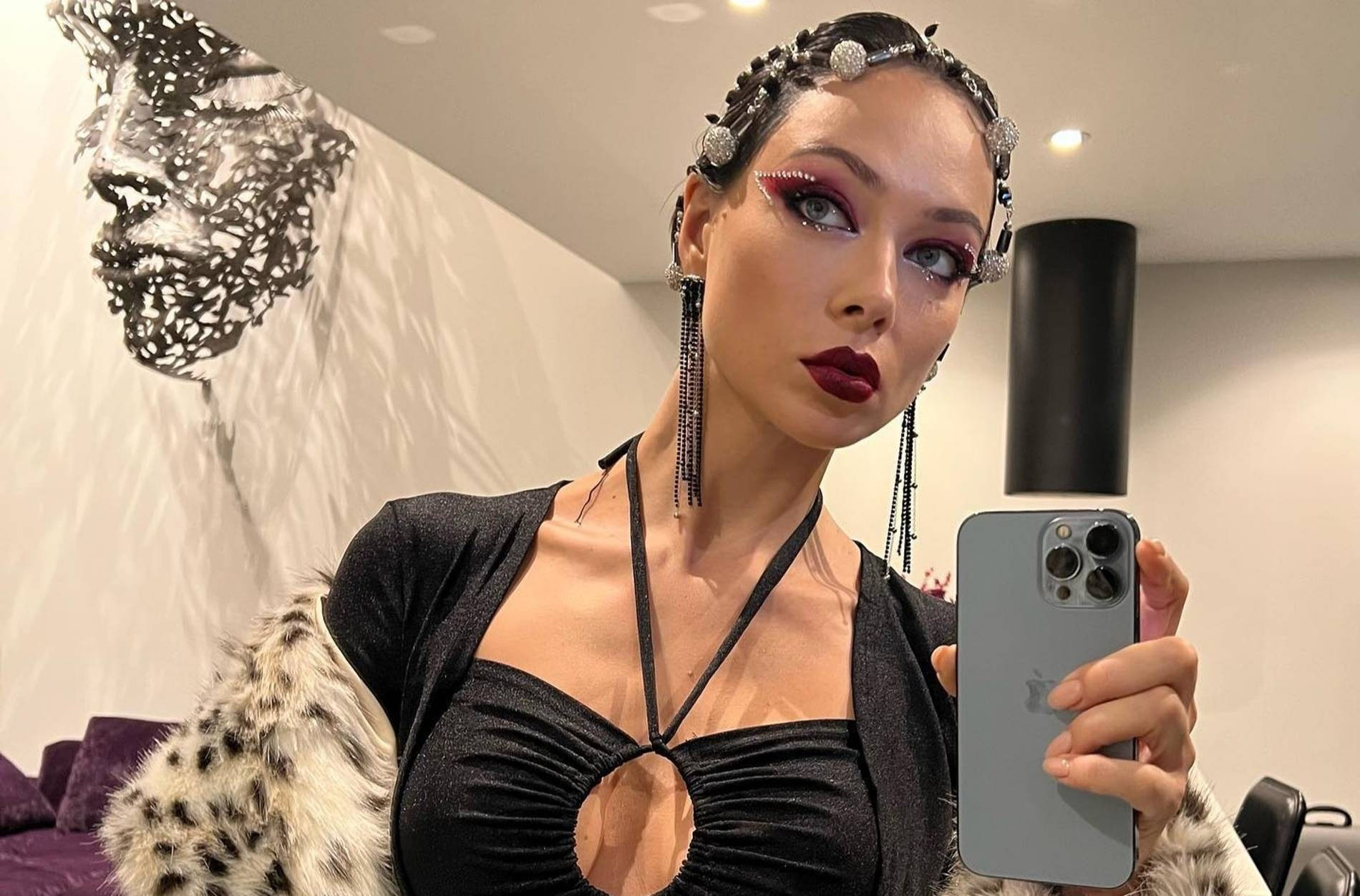 Настасья Самбурская. Фото: Инстаграм* @samburskaya