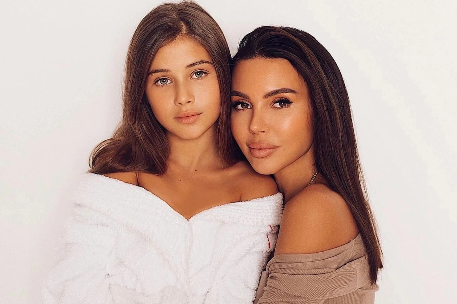 Оксана Самойлова с дочерью Ариелой. Фото: Инстаграм (запрещен в РФ) @samoylovaoxana