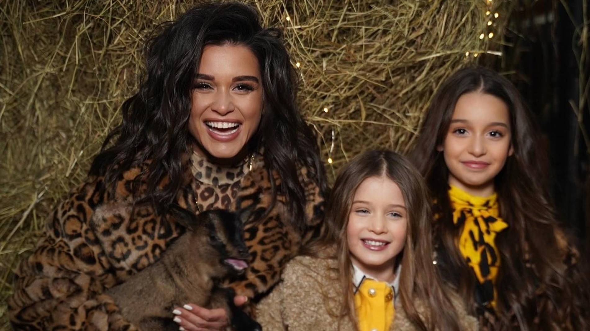 Ксения Бородина с дочерьми Марусей и Теоной. Фото: Инстаграм (запрещен в РФ) @borodylia