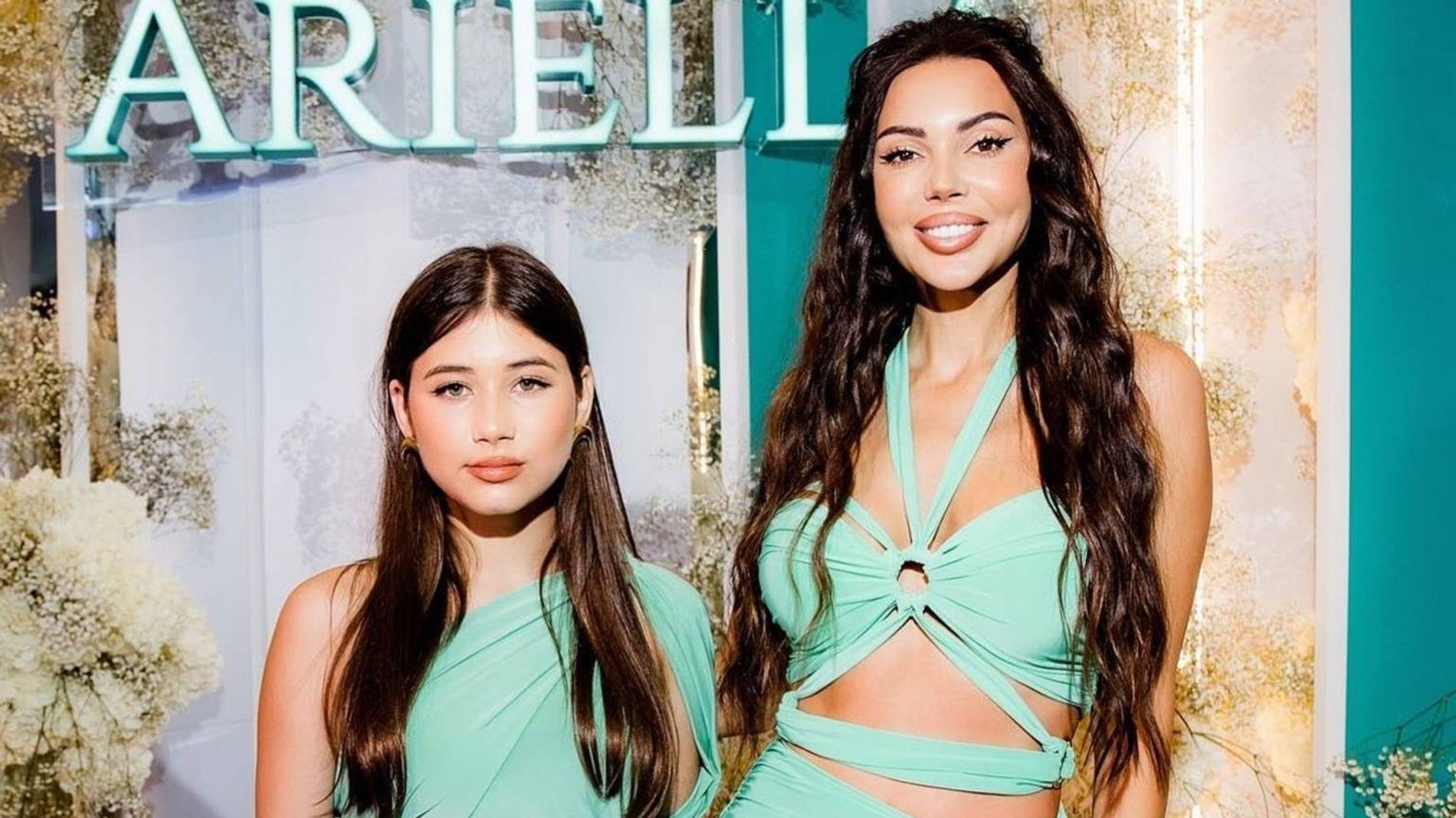 Оксана Самойлова и дочерью Ариелой. Фото: Инстаграм* @samoylovaoxana