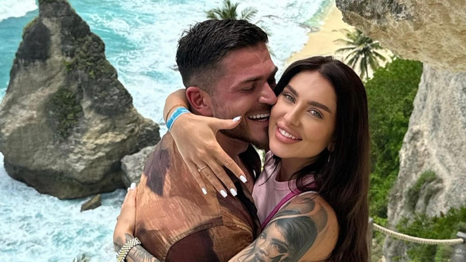 Татьяна Мусульбес и Роман Капаклы. Фото: Инстаграм* @roman.kapa