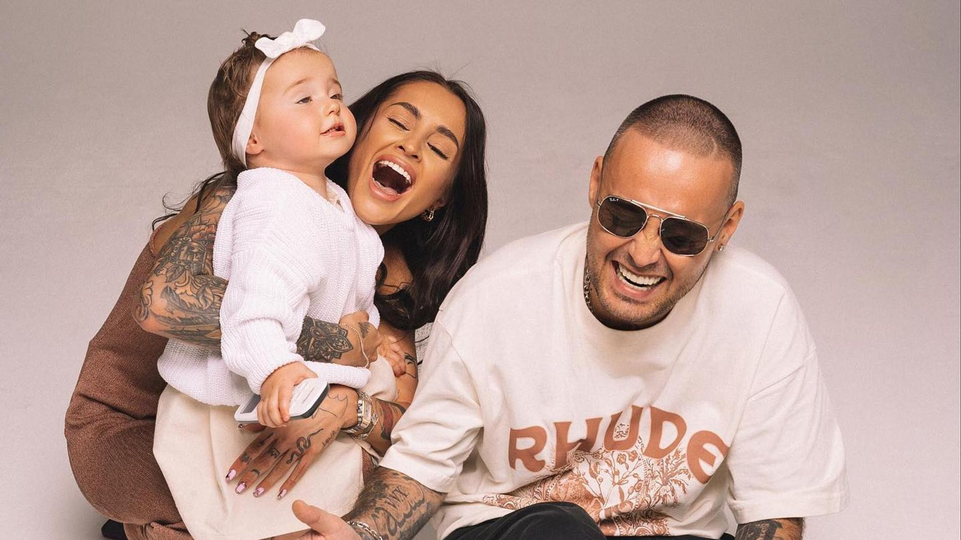 Юлия Королева и Гуф с дочерью. Фото: Инстаграм* @therealguf