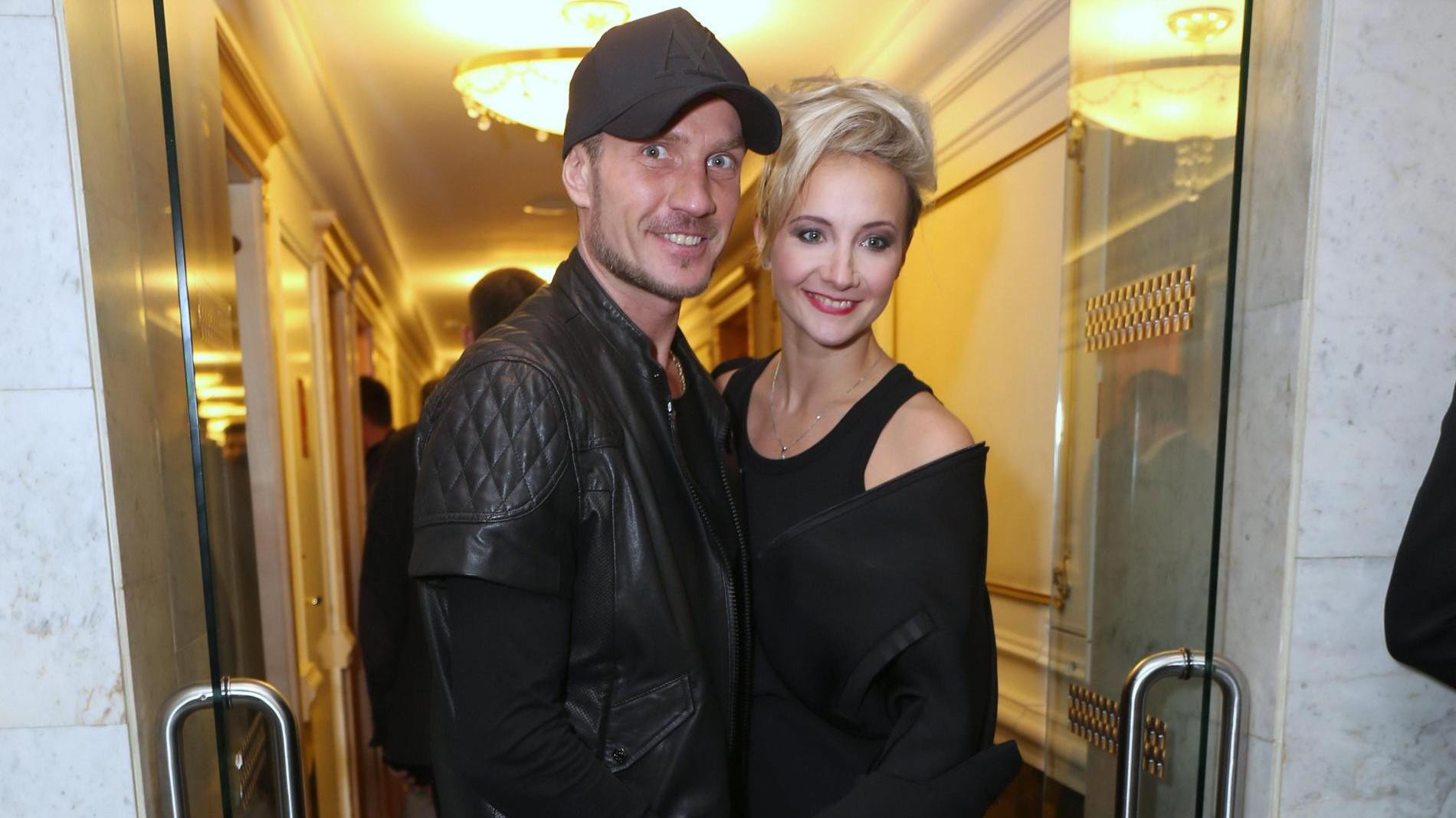 Роман Костомаров и Оксана Домнина. Фото: Legion-Media