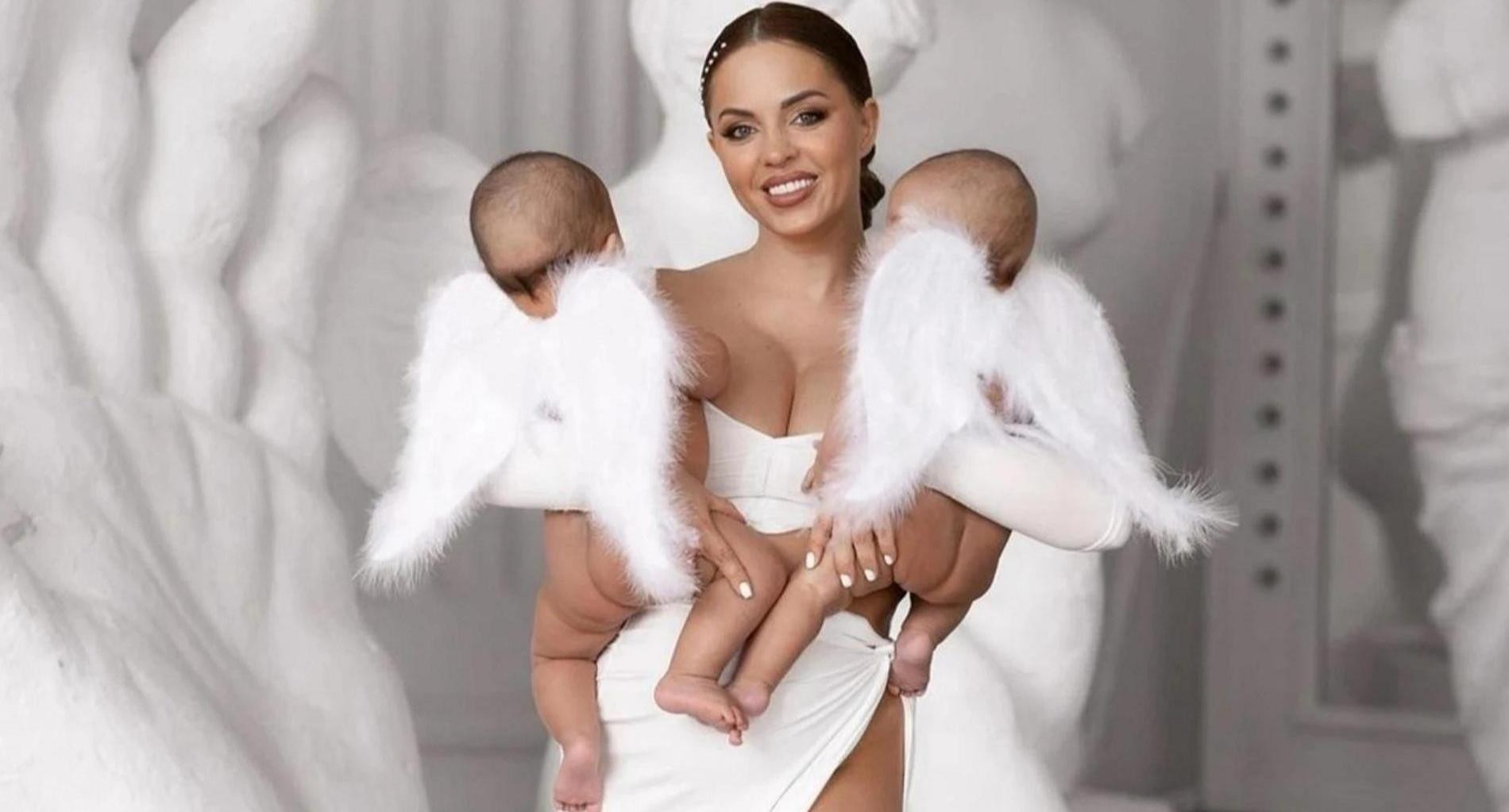 Юлия Ефременкова с близнецами Даниэлем и Кристианом. Фото: Инстаграм (запрещен в РФ) @efremenkovvvva