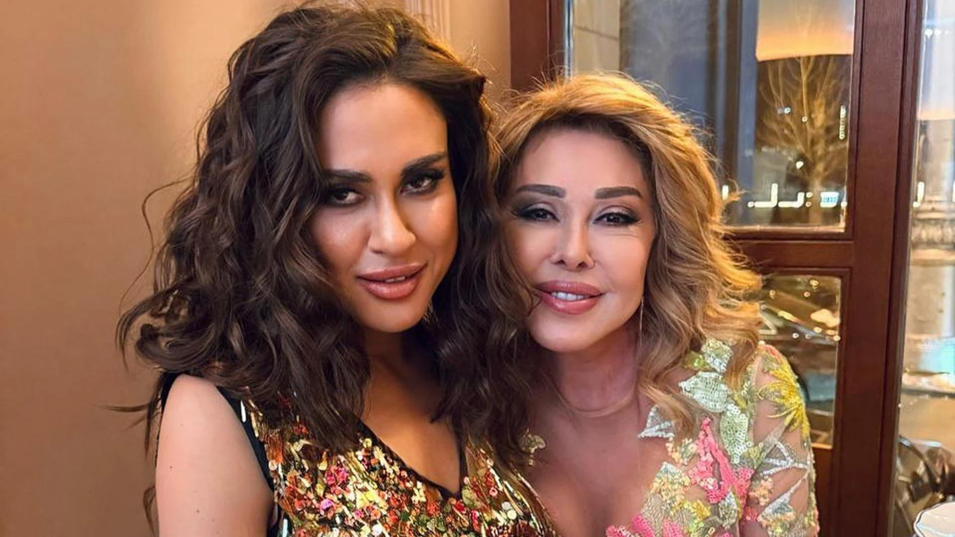 Татьяна Плаксина и Любовь Успенская. Фото: Инстаграм* @uspenskayalubov_official