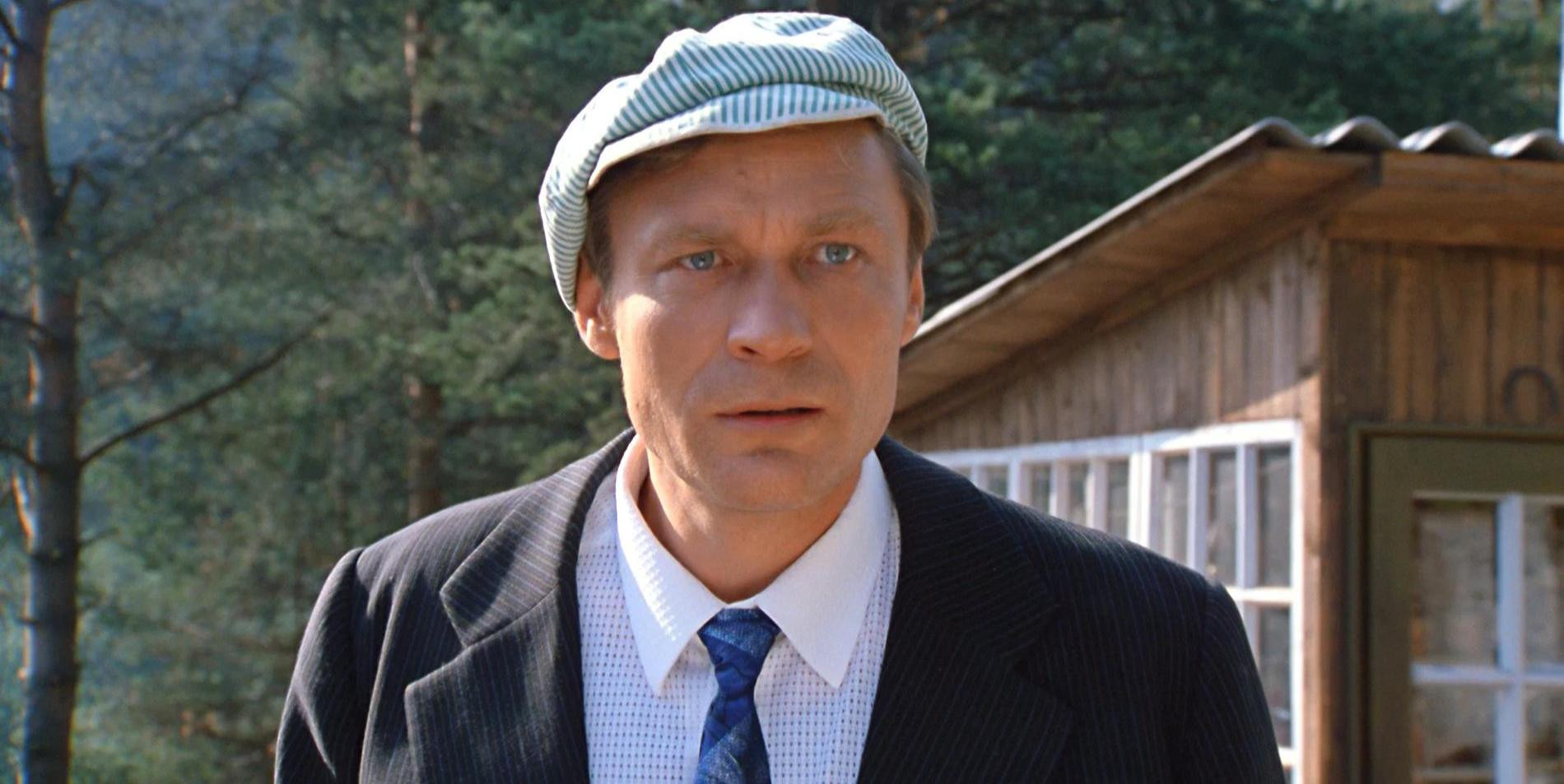 Александр Михайлов. Кадр из фильма «Любовь и голуби»