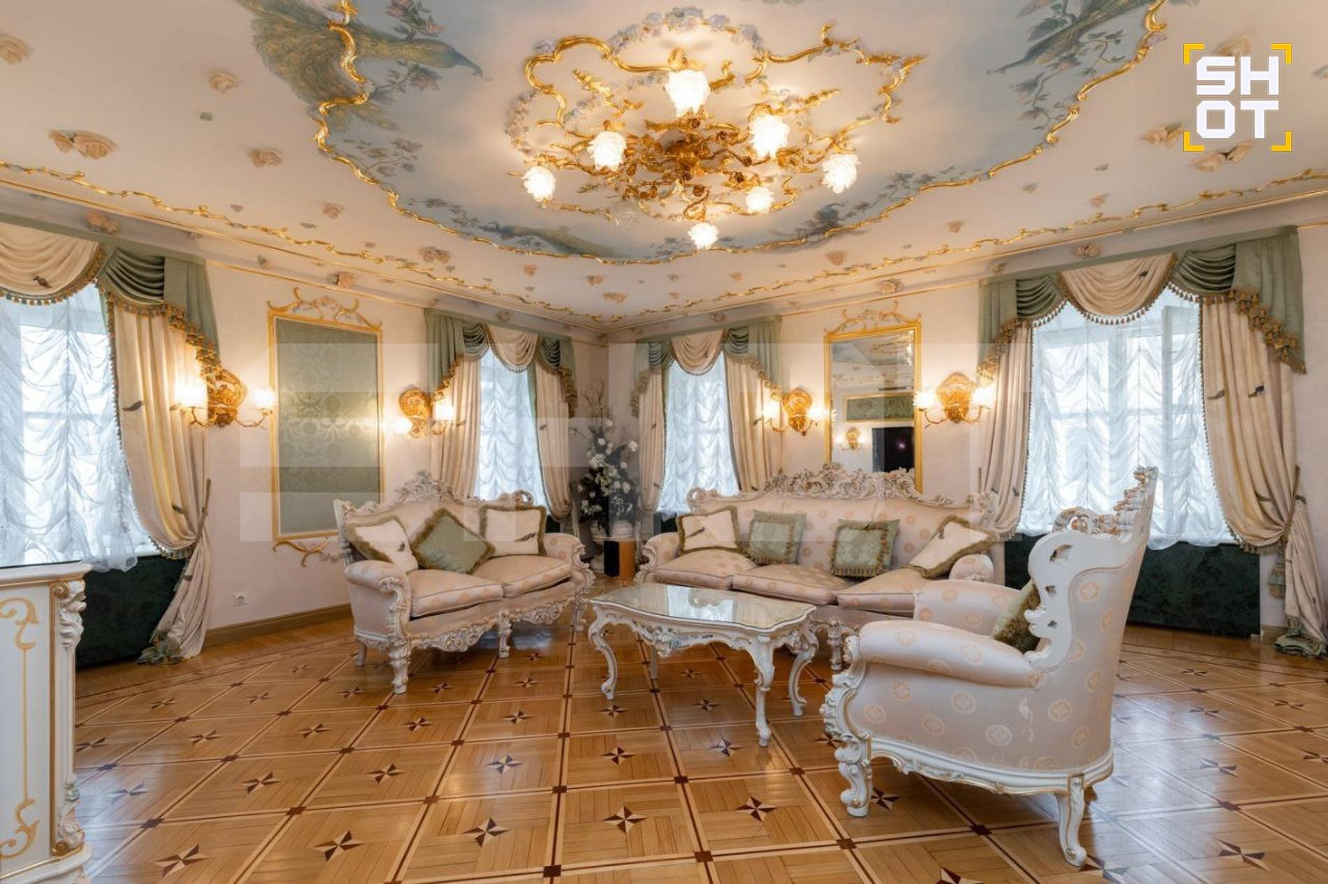 Квартира Анастасии Волочковой в центре Петербурга. Фото: Telegram @shot_shot