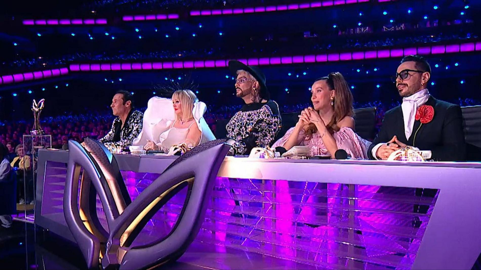 Кадр из финального выпуска 6 сезона шоу «Маска»