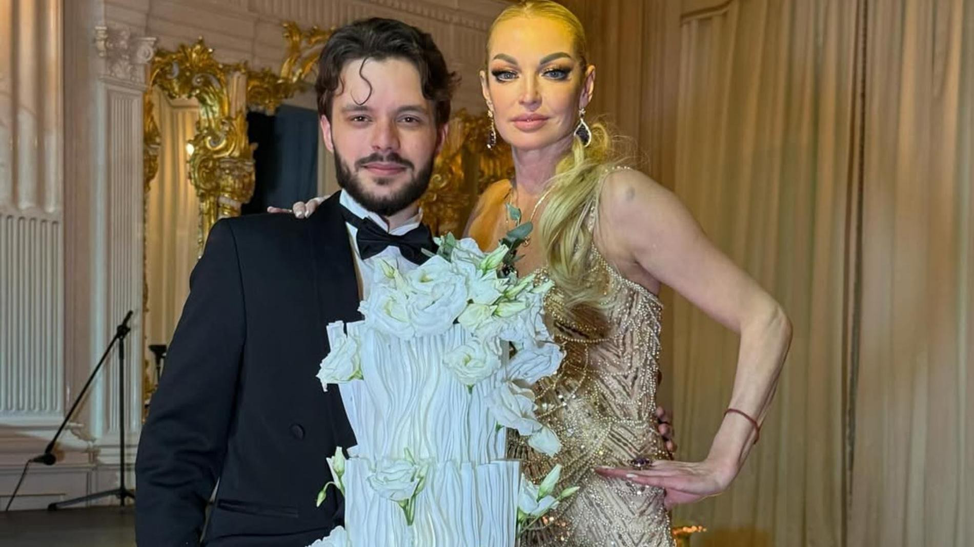 Жених Ариадны Никита и Анастасия Волочкова. Фото: Инстаграм (запрещён в РФ) @volochkova_art