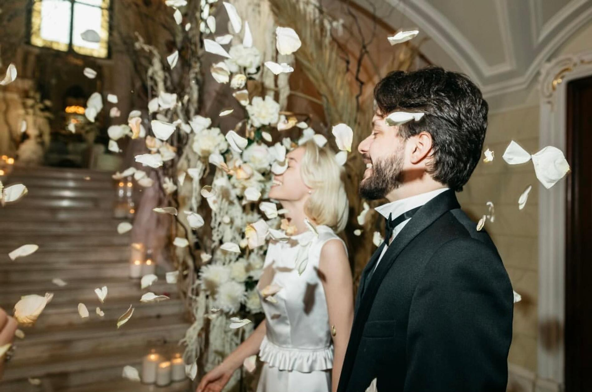 Жених и невеста. Фото: Инстаграм (запрещён в РФ) @volochkova_art