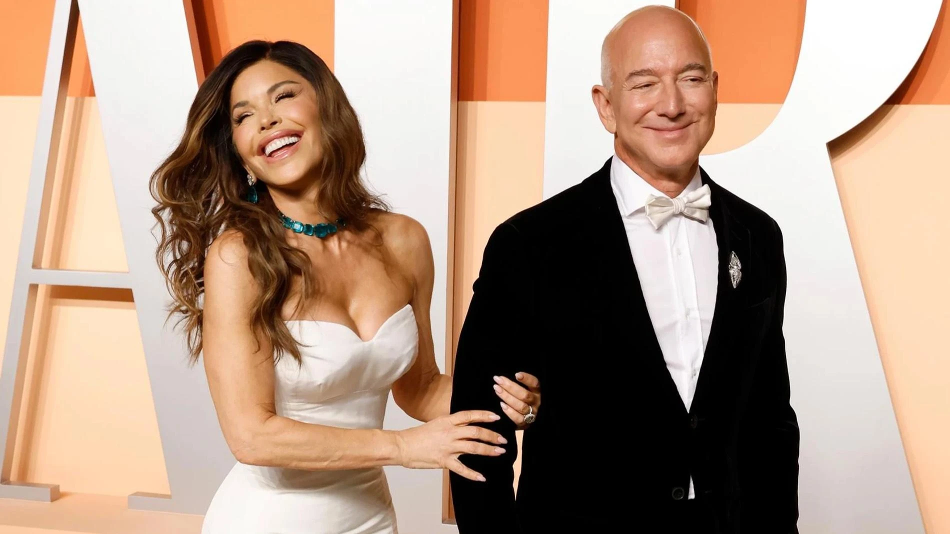 Лорен Санчес и Джефф Безос. Фото: Getty Images