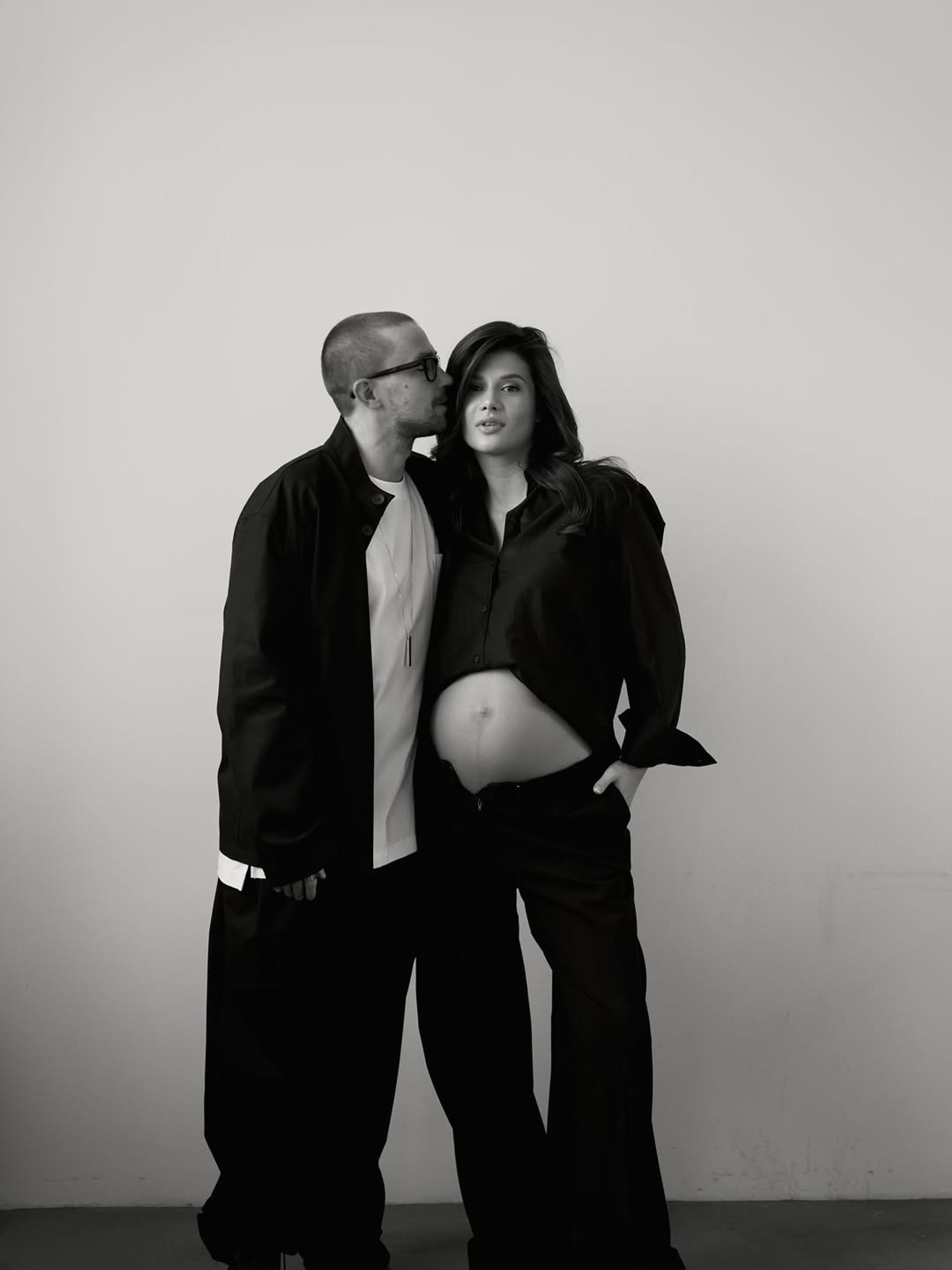 Александр Петров с супругой. Фото: Инстаграм (запрещён в РФ) @actorsashapetrov