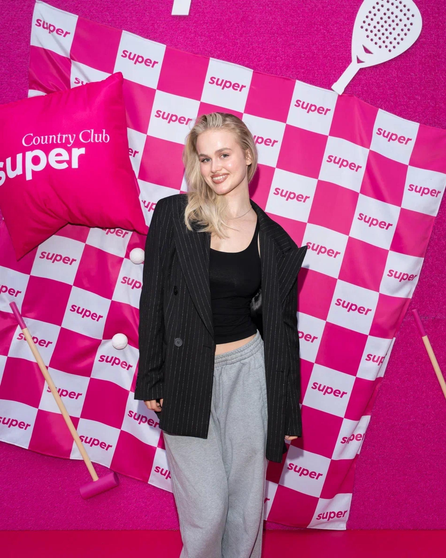 Даша Волосевич. Фото: Super