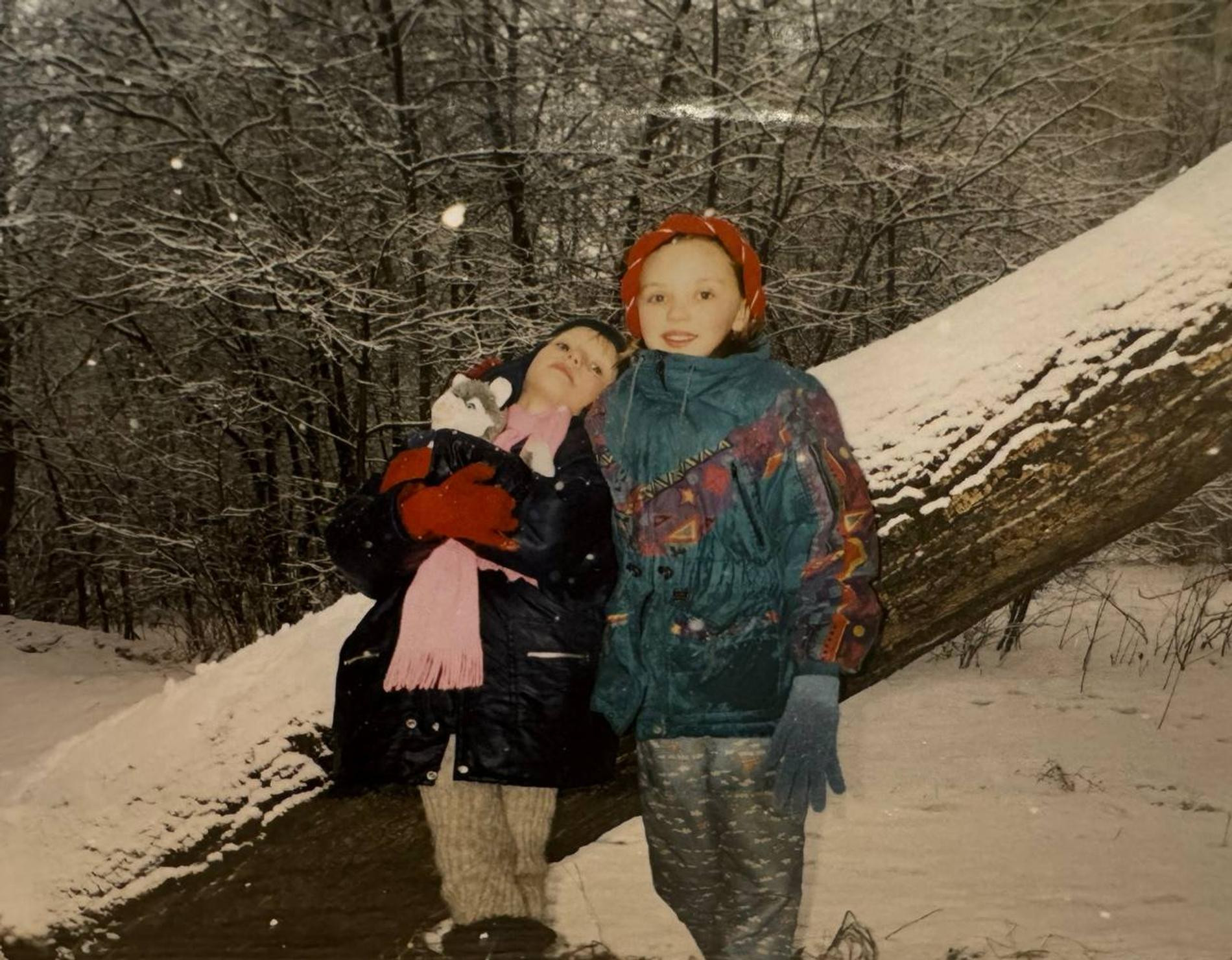 Ольга Кузьмина с подругой. Фото: ТГ-канал olgakuzminaofficial