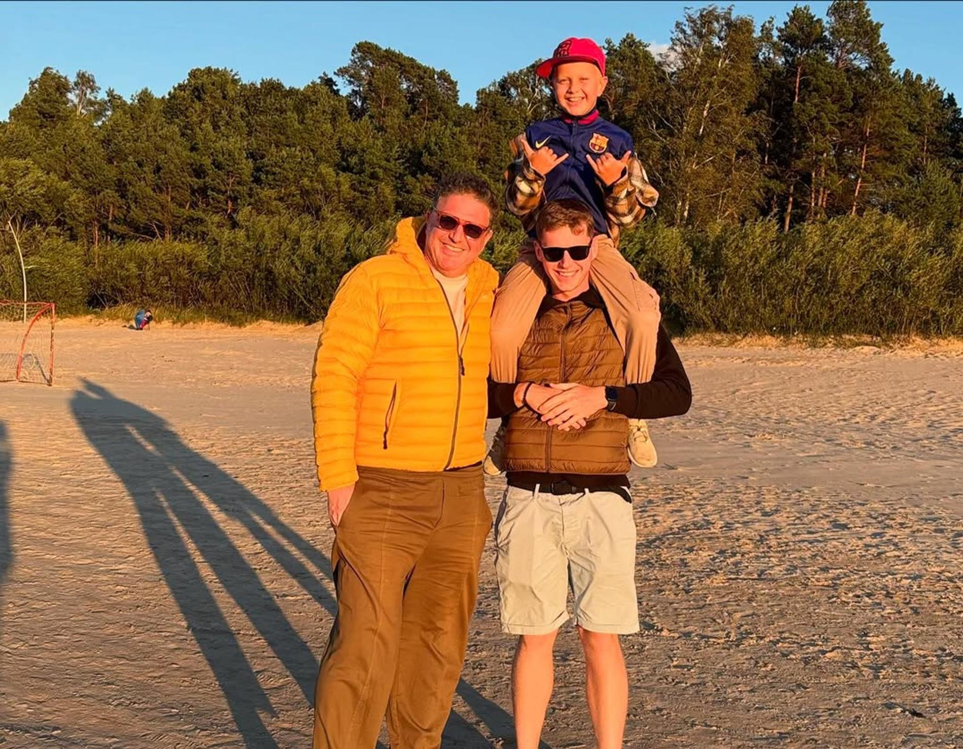 Максим Виторган с детьми. Фото: Инстаграм (запрещён в РФ) @mvitorgan